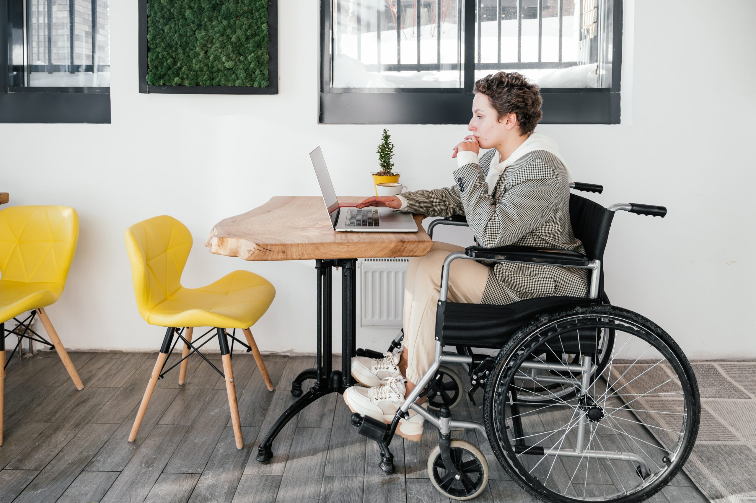 Jeunes en situation de handicap et emploi : une enquête fait le point ...